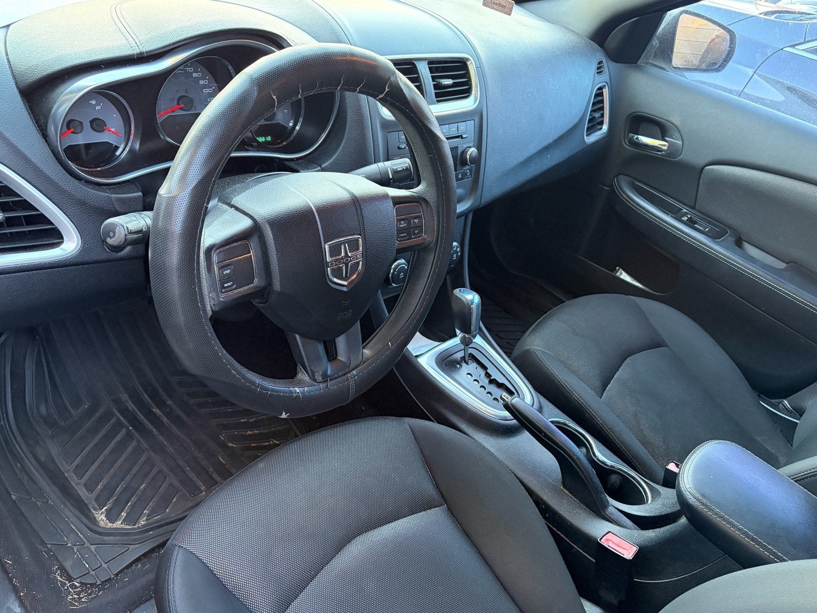 2014 Dodge Avenger SE