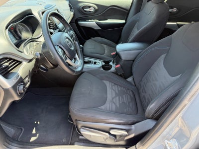 2019 Jeep Cherokee Upland