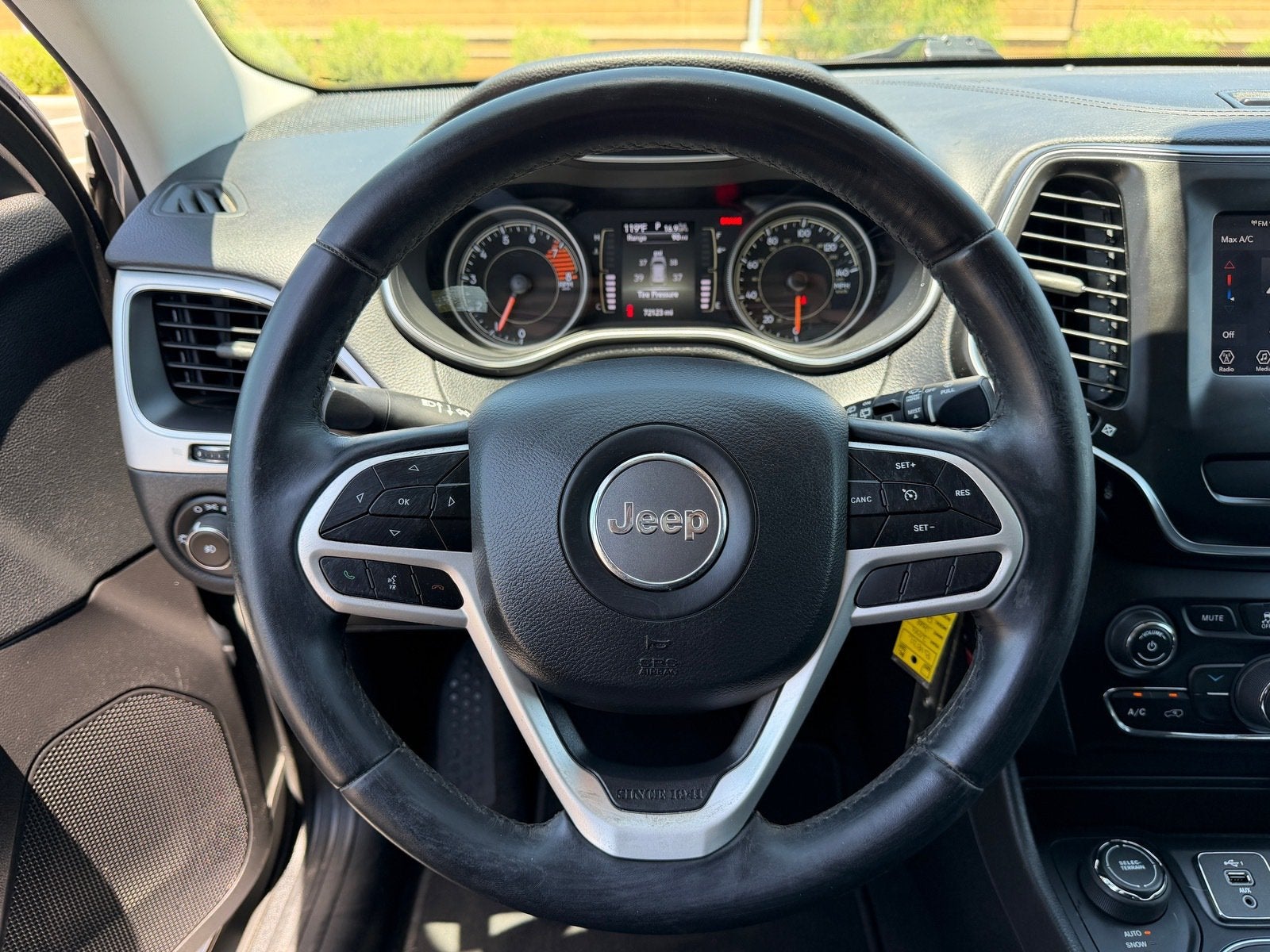 2019 Jeep Cherokee Upland