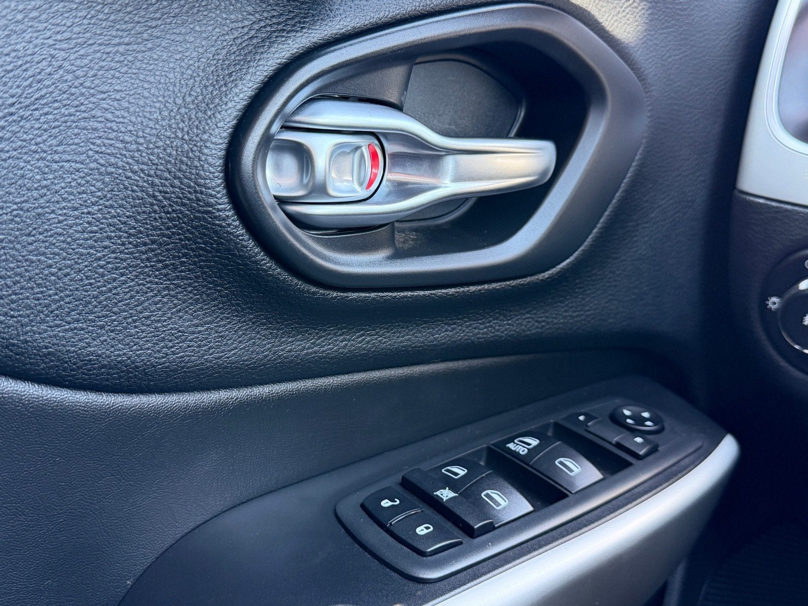 2019 Jeep Cherokee Upland