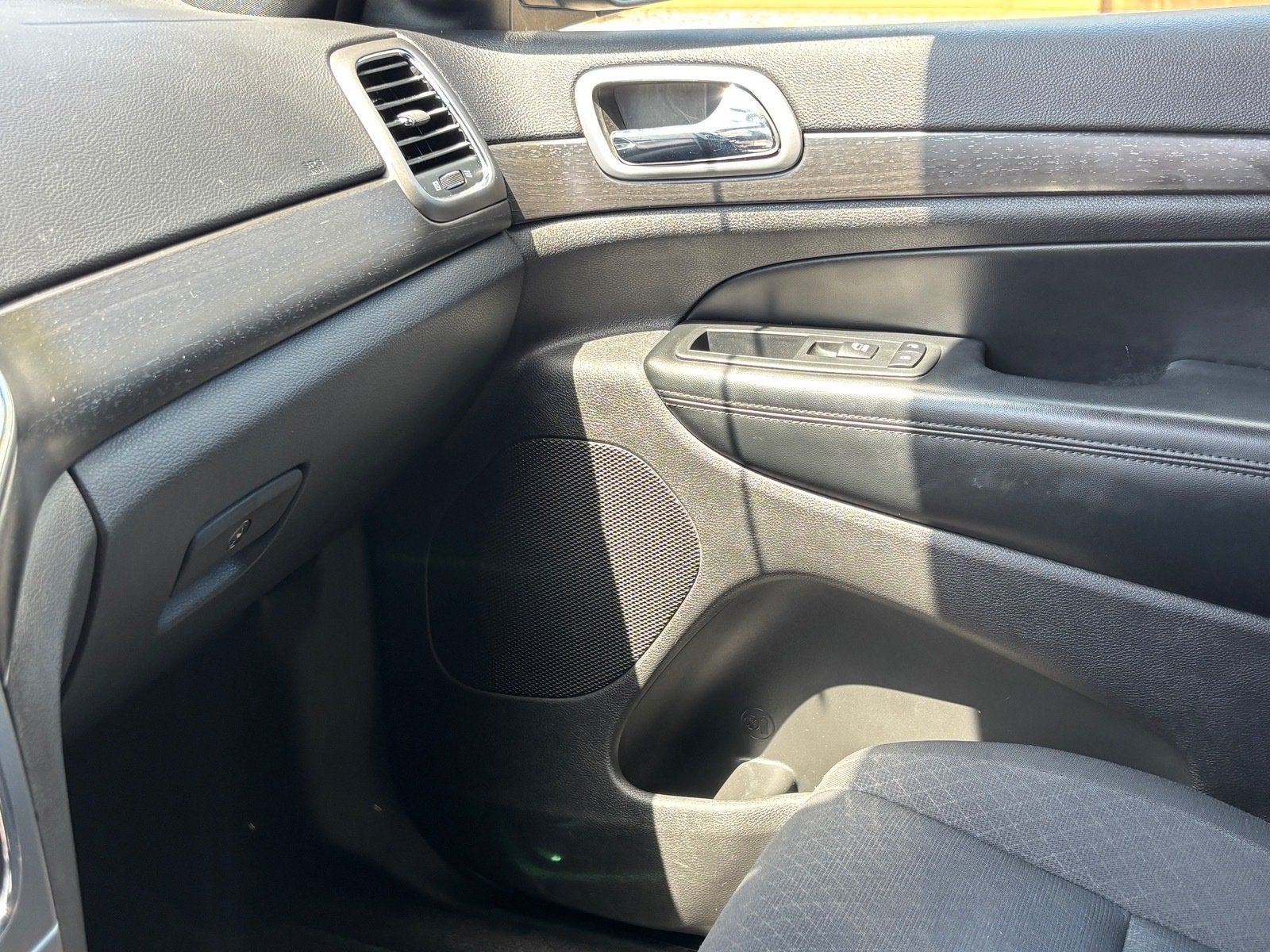 2018 Jeep Grand Cherokee Laredo E