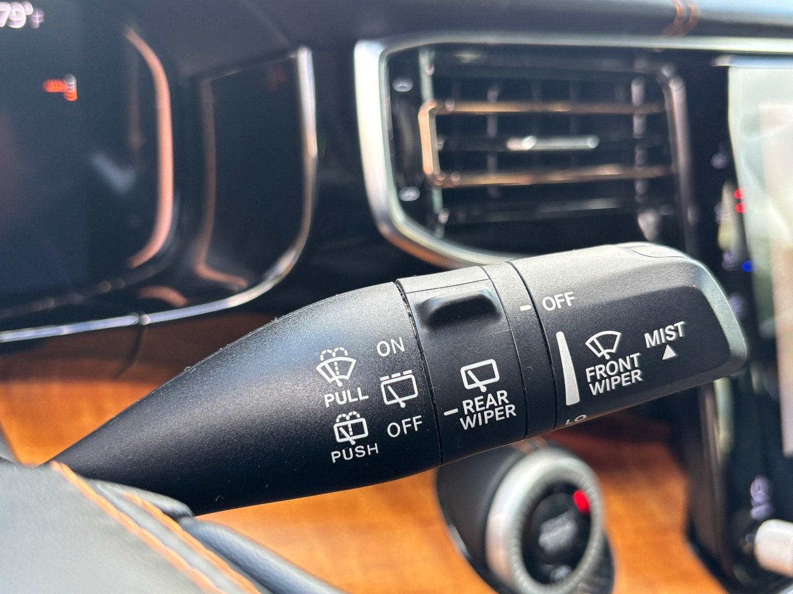 2024 Jeep Grand Wagoneer L Series III