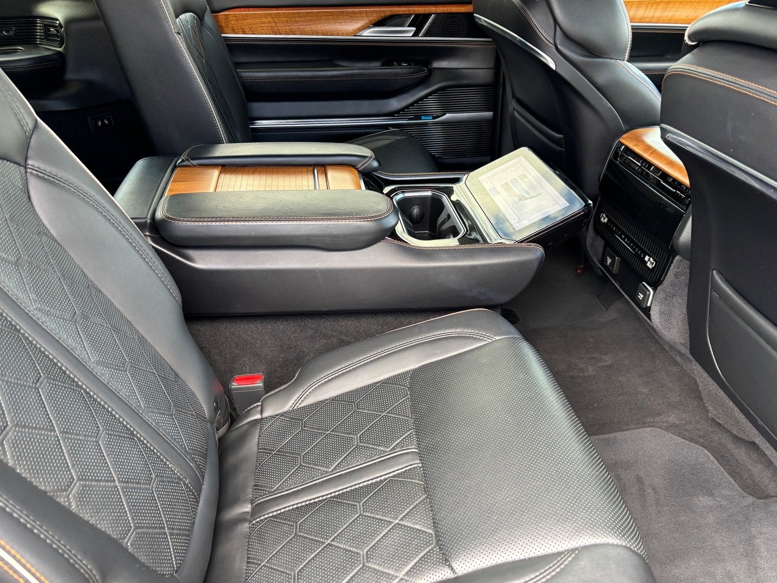 2024 Jeep Grand Wagoneer L Series III