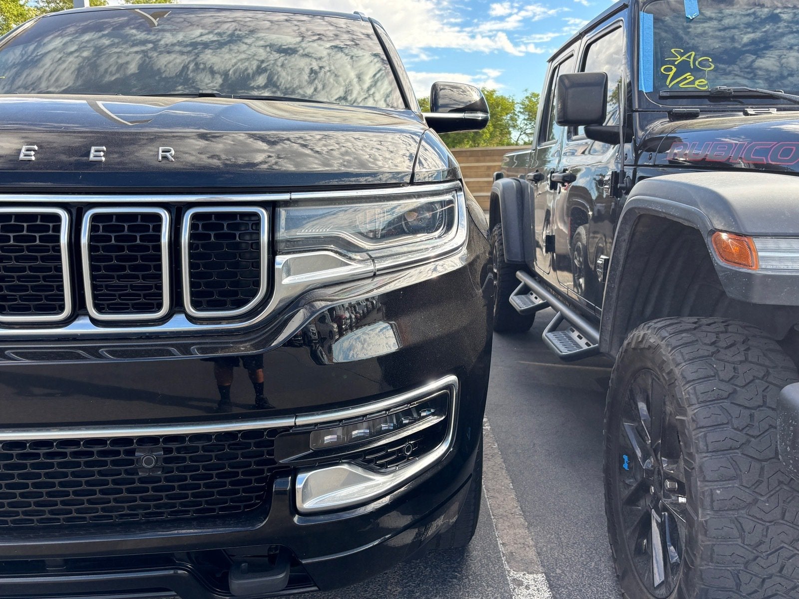 2024 Jeep Wagoneer Base