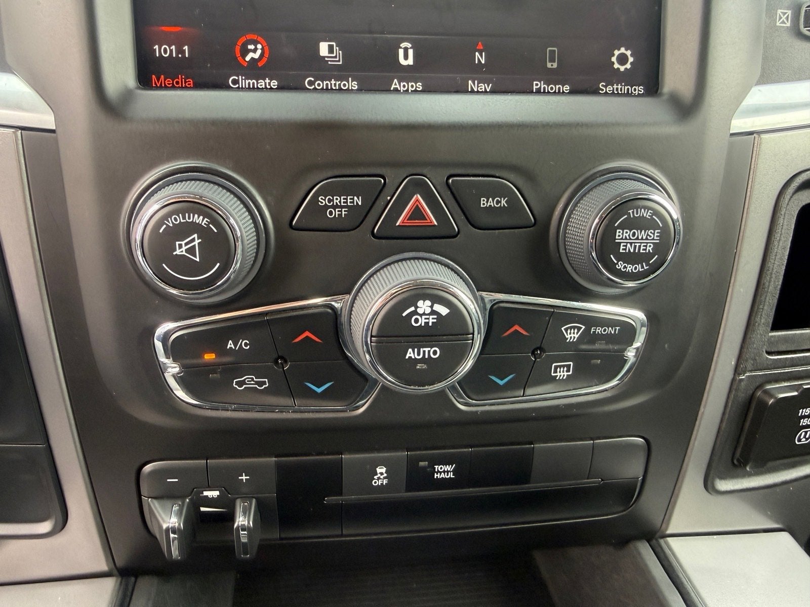 2023 RAM 1500 Classic SLT