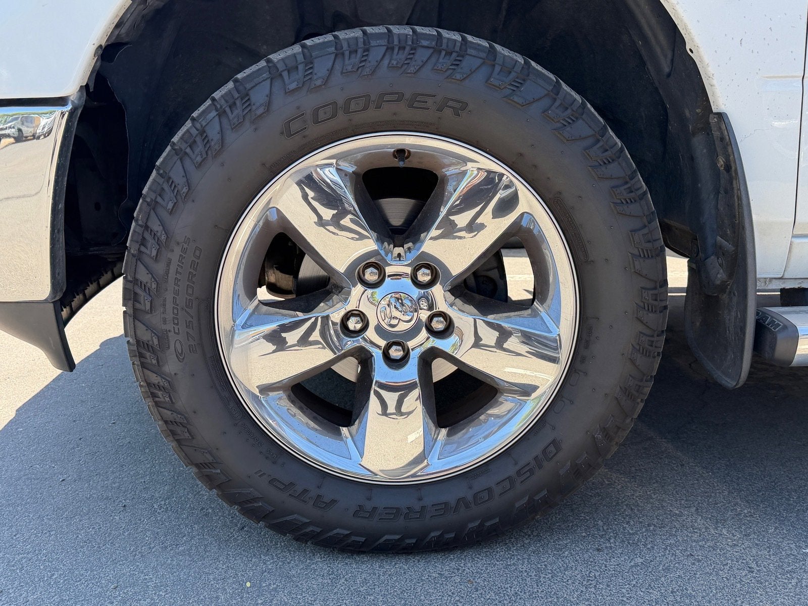 2016 RAM 1500 SLT