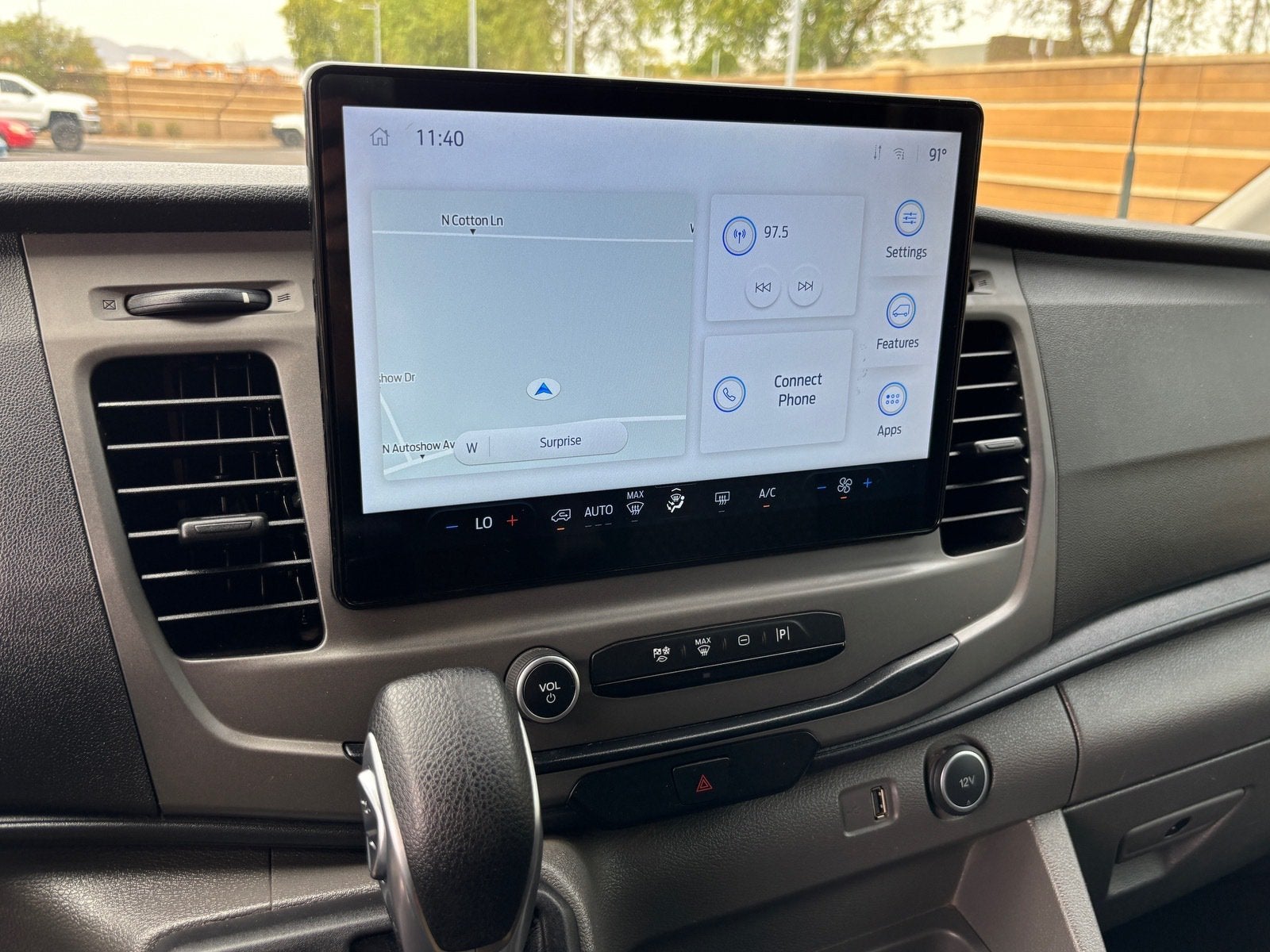2022 Ford Transit Passenger Wagon XLT