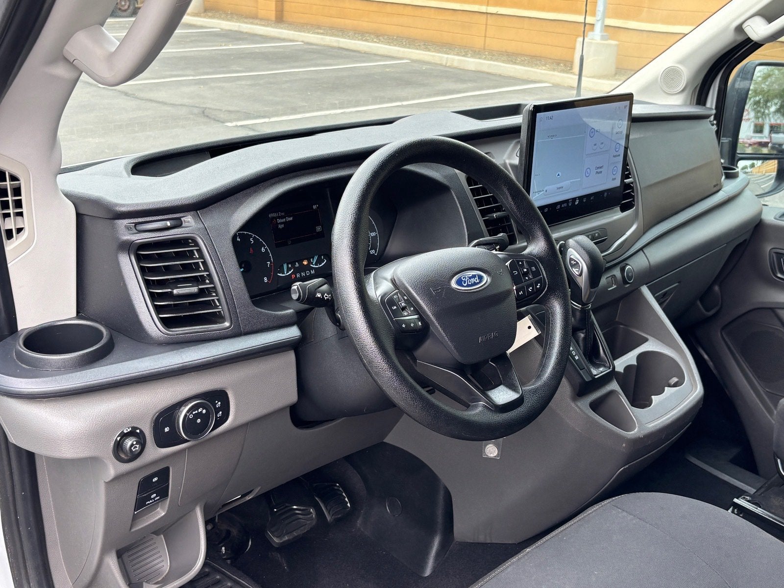 2022 Ford Transit Passenger Wagon XLT