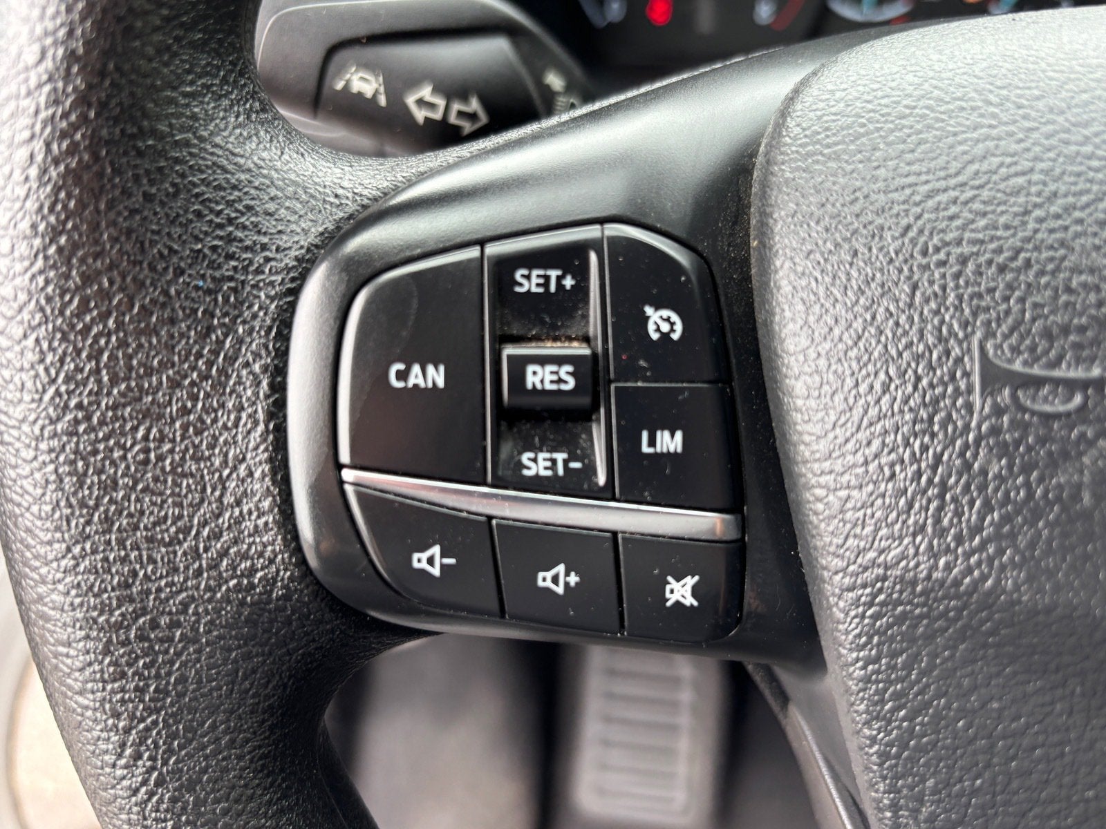 2022 Ford Transit Passenger Wagon XLT