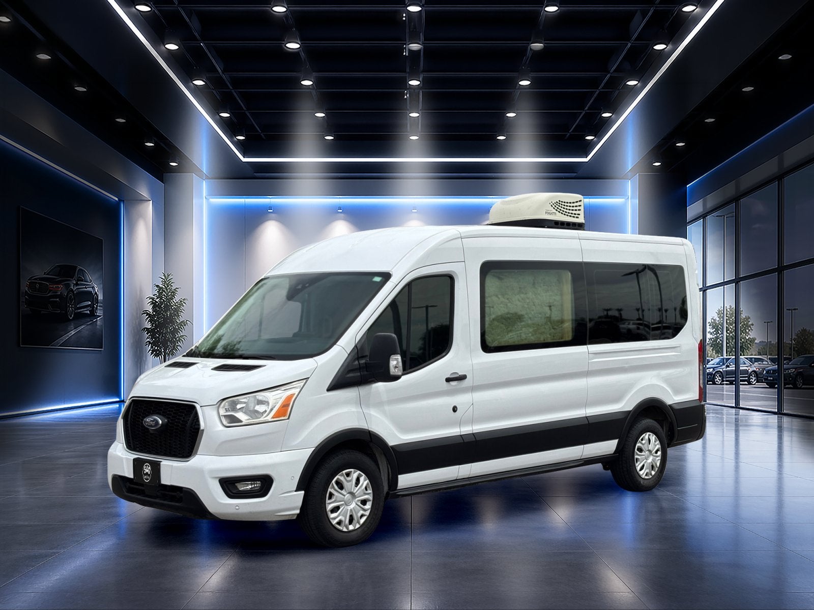 2022 Ford Transit Passenger Wagon XLT