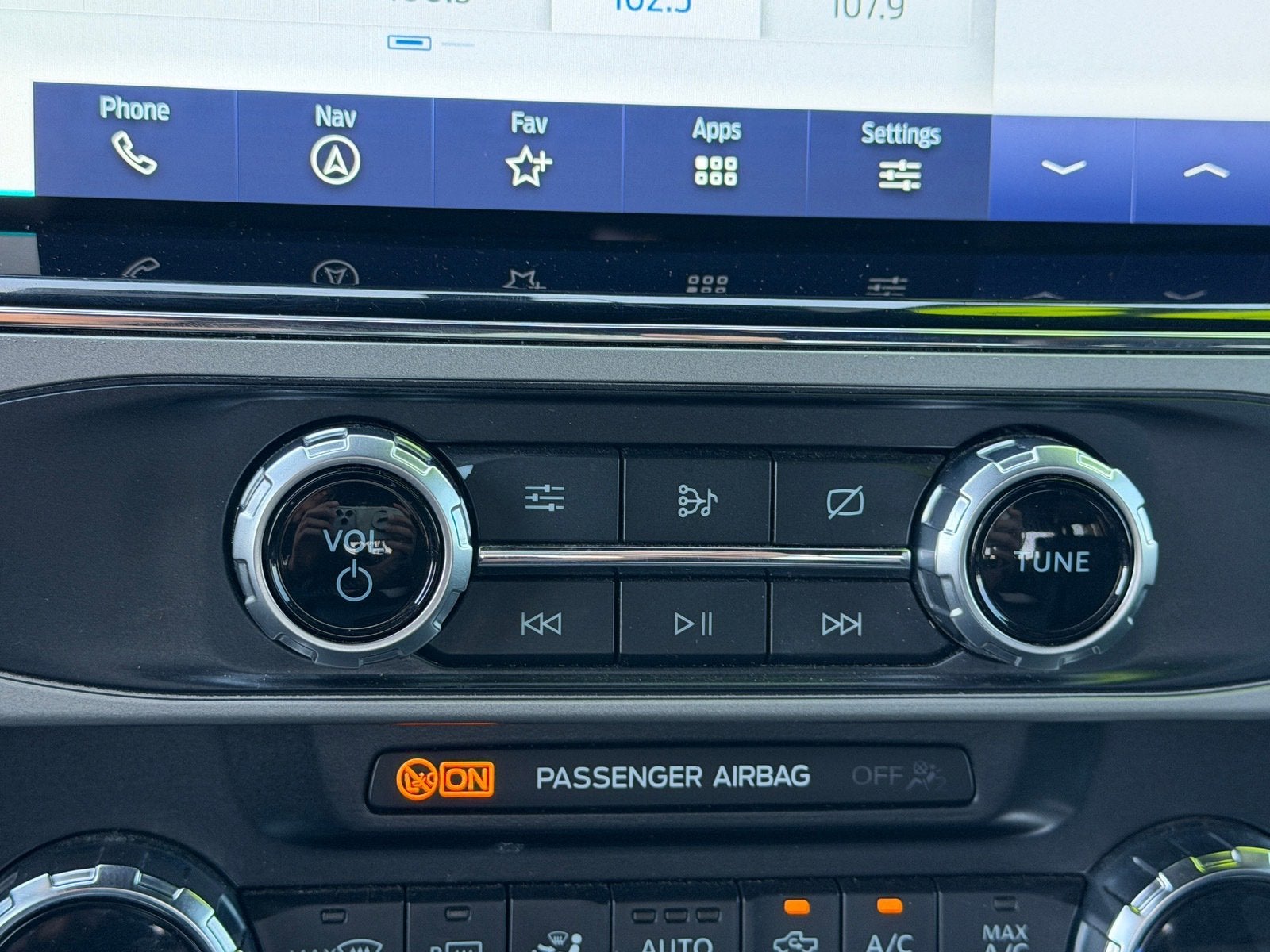 2022 Ford Super Duty F-250 SRW LARIAT