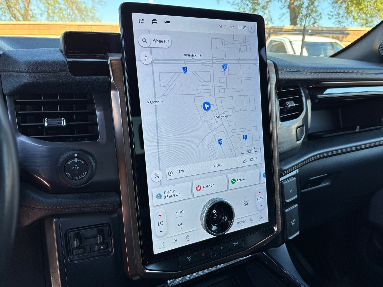 2023 Ford F-150 Lightning LARIAT