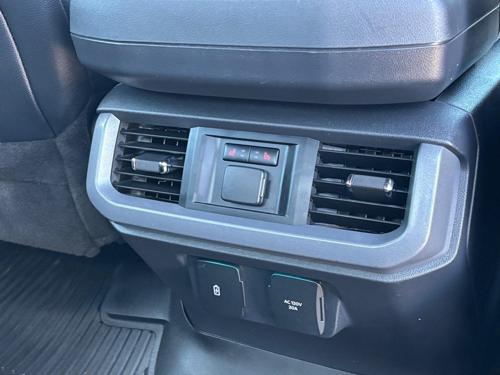 2023 Ford F-150 Lightning LARIAT