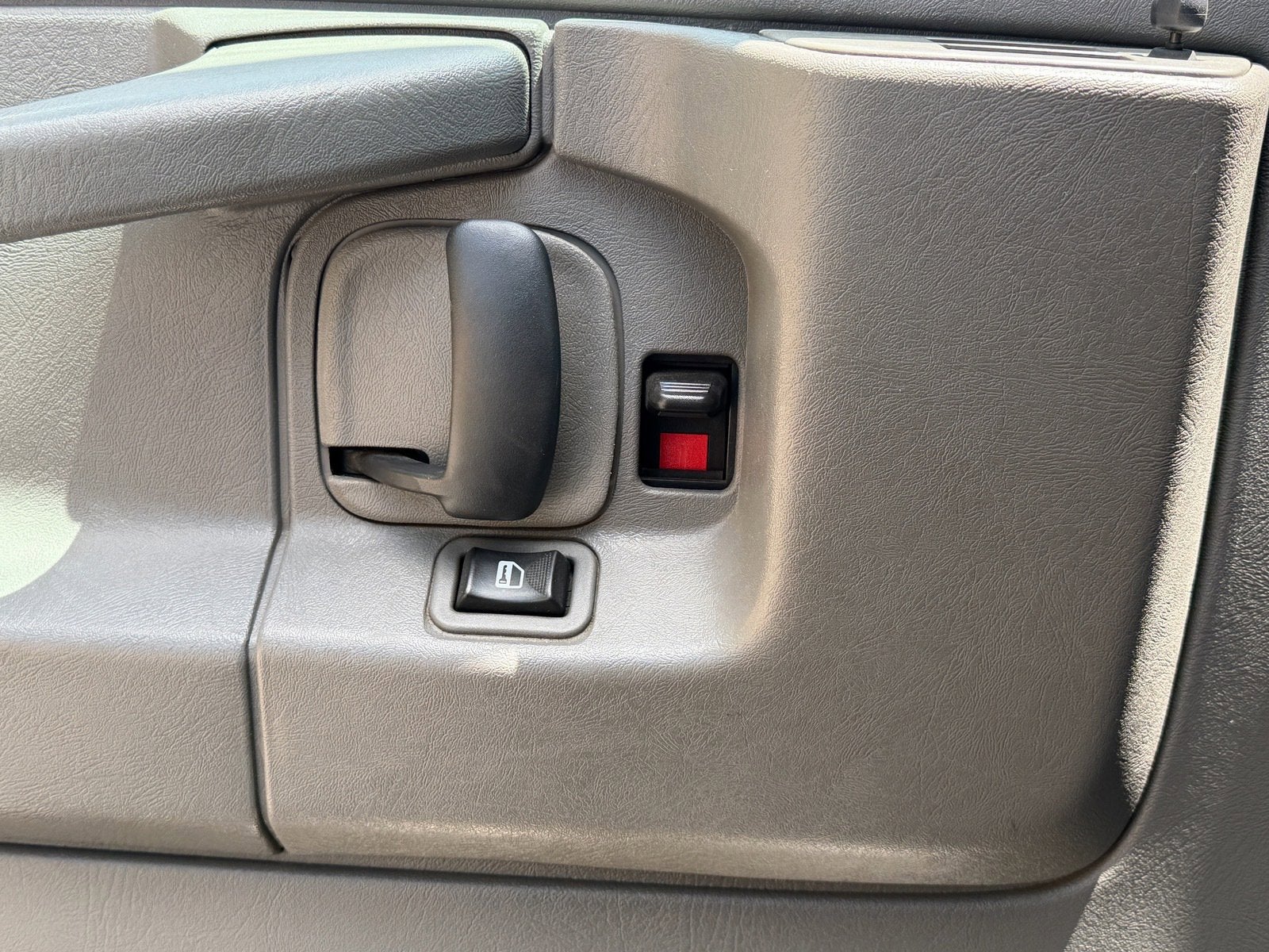 2015 Chevrolet Express Passenger LT
