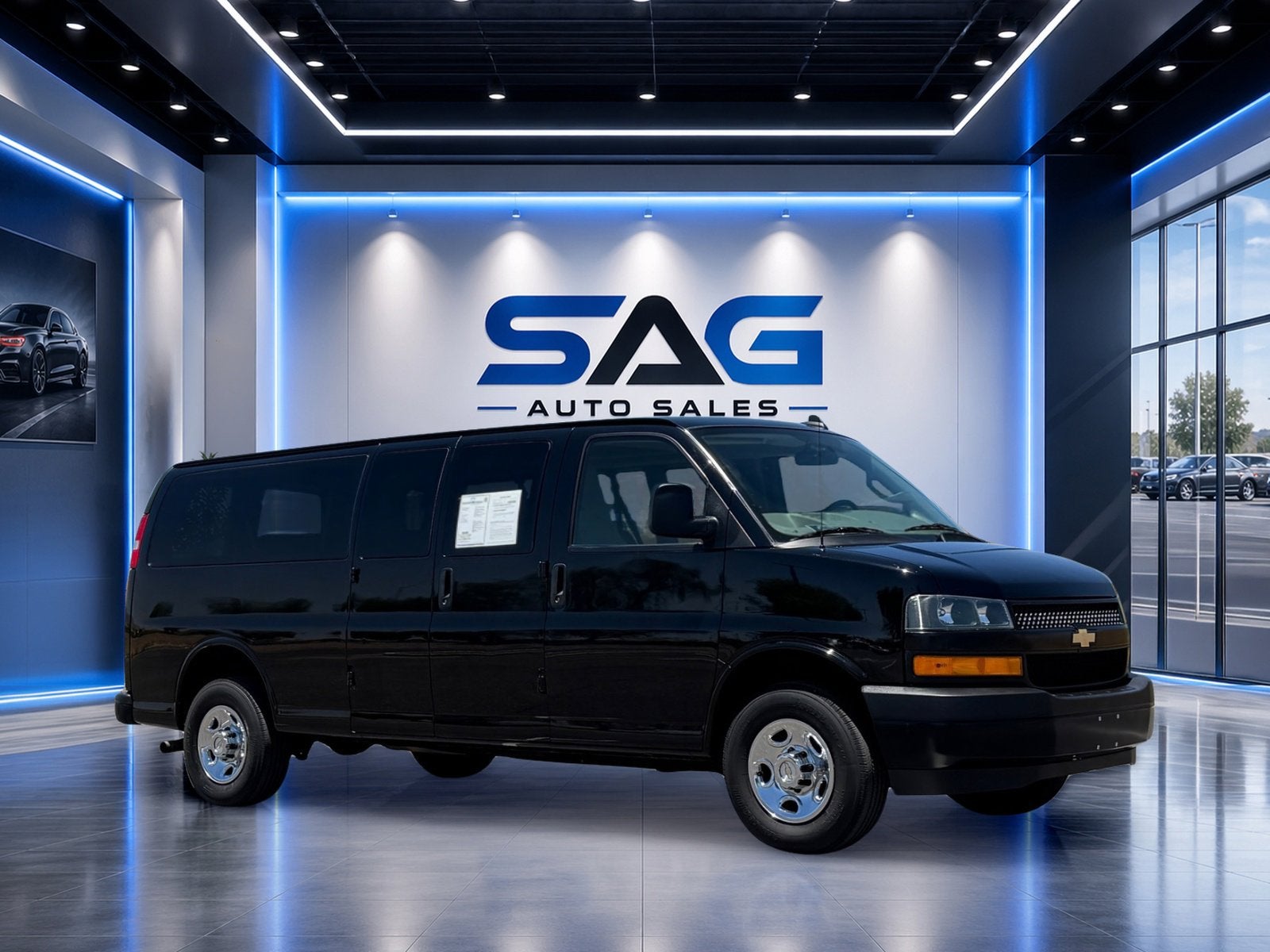 2023 Chevrolet Express Passenger LS