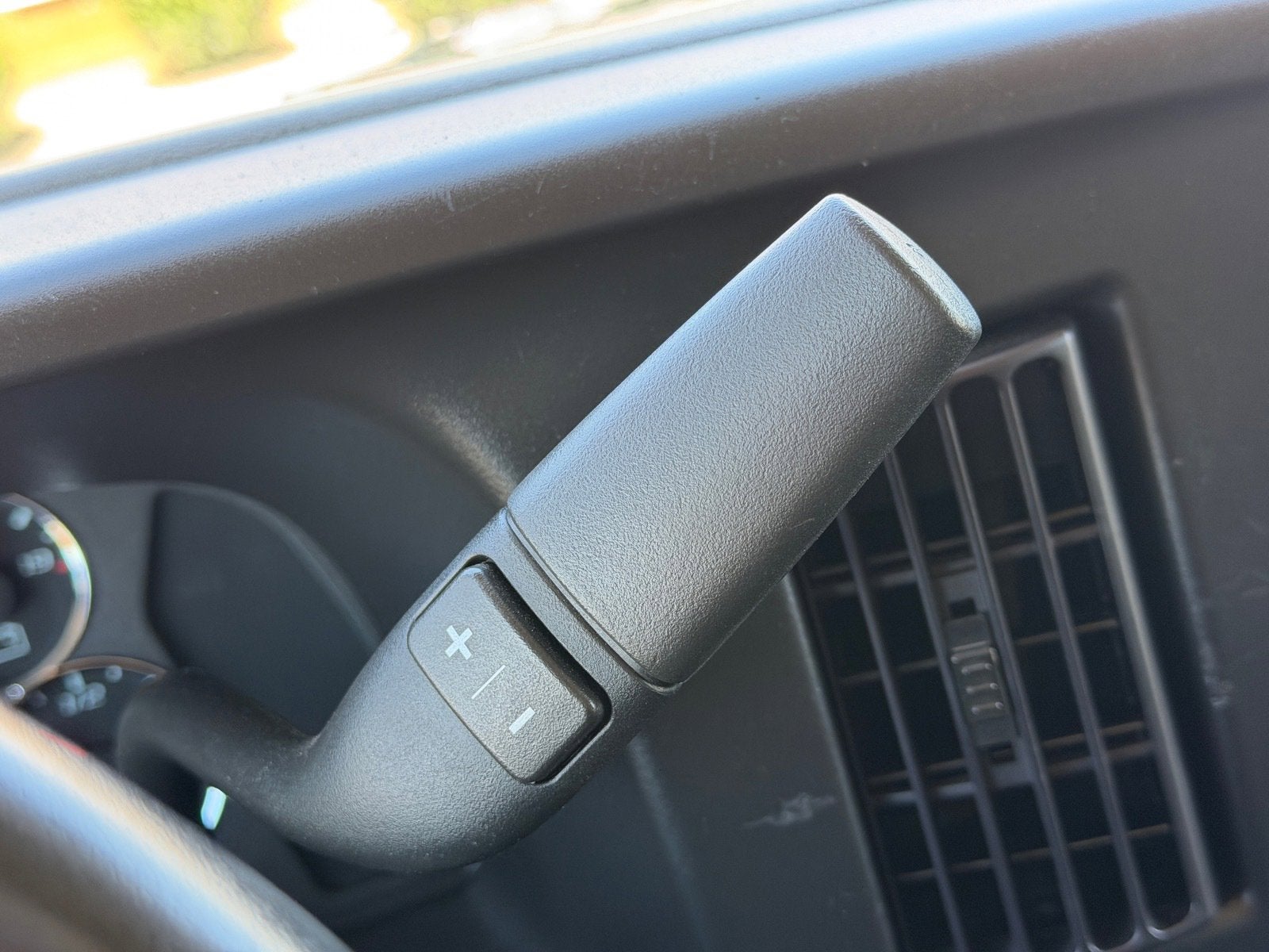 2023 Chevrolet Express Passenger LS