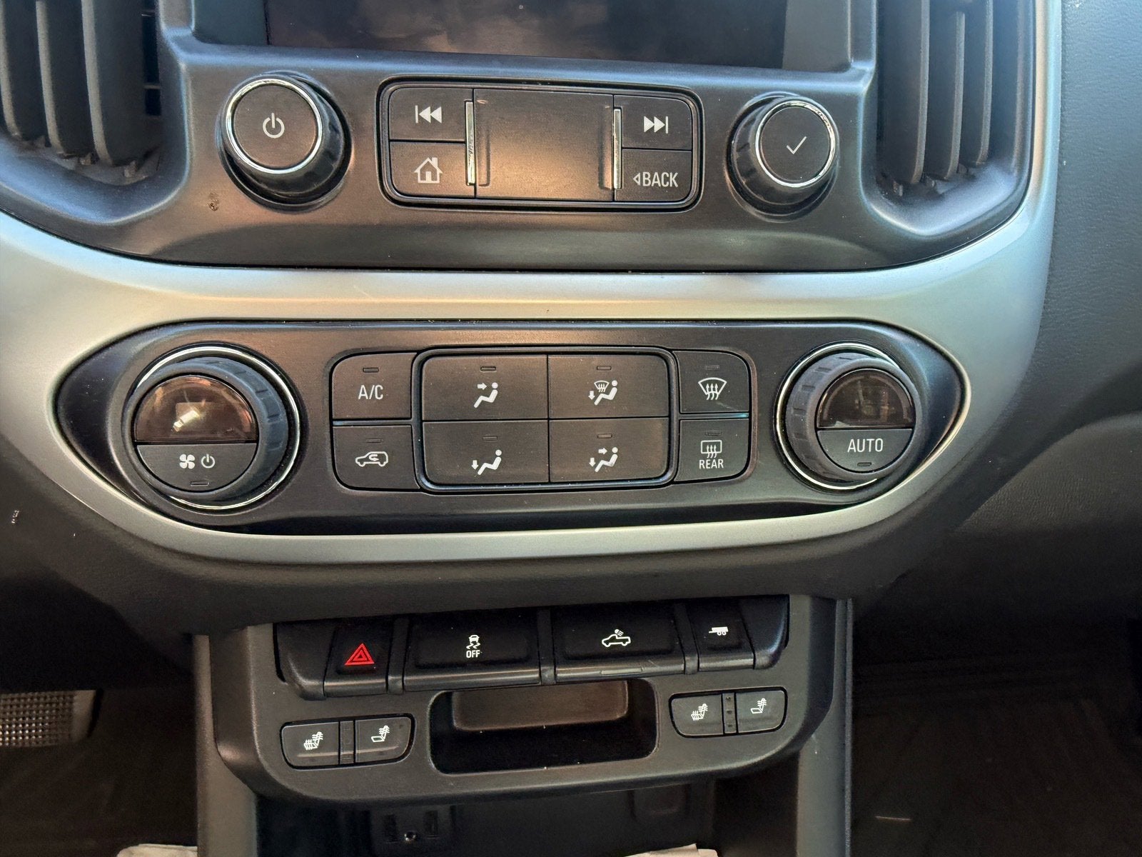 2022 Chevrolet Colorado 2WD LT