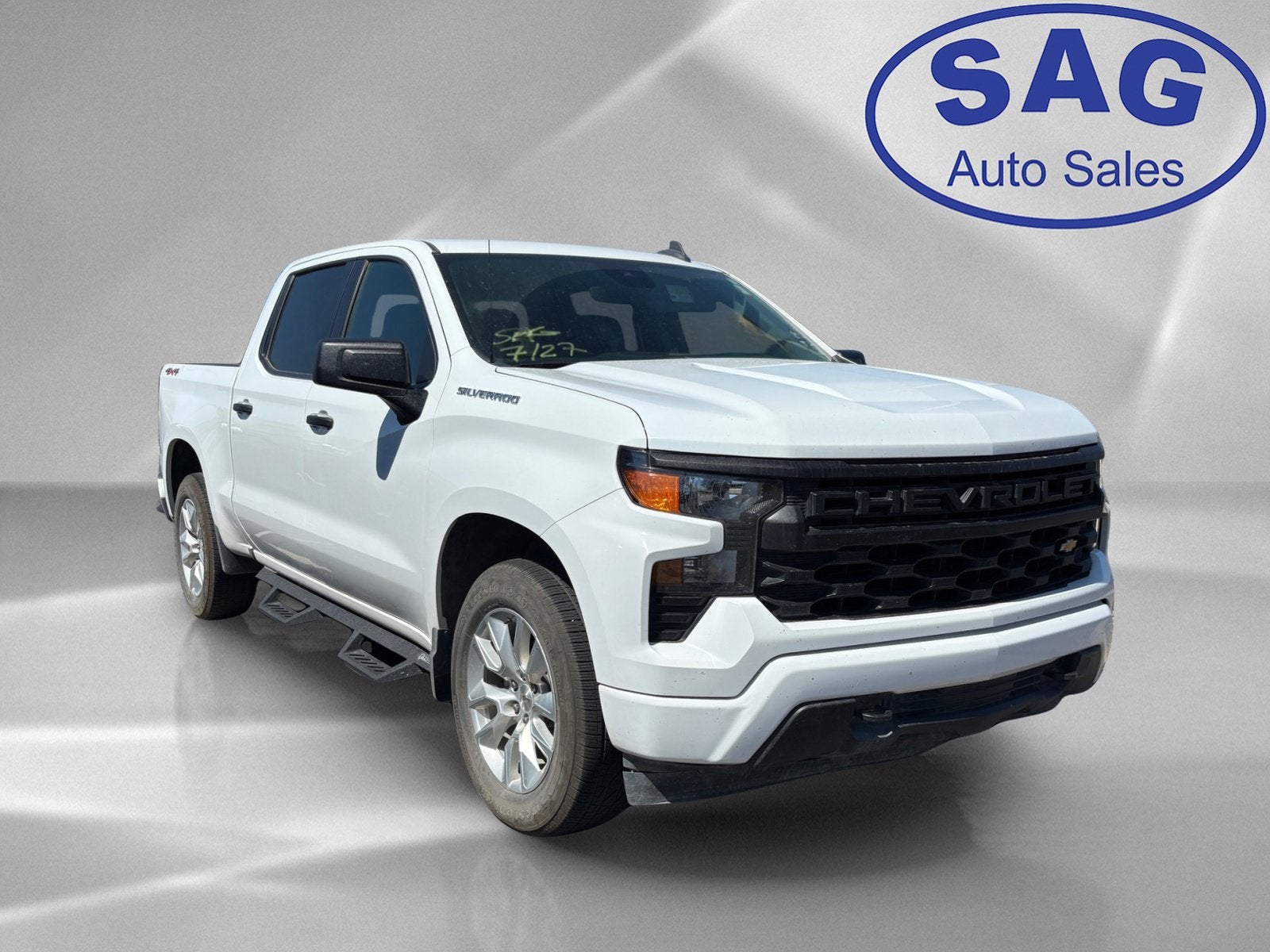 2023 Chevrolet Silverado 1500 Custom