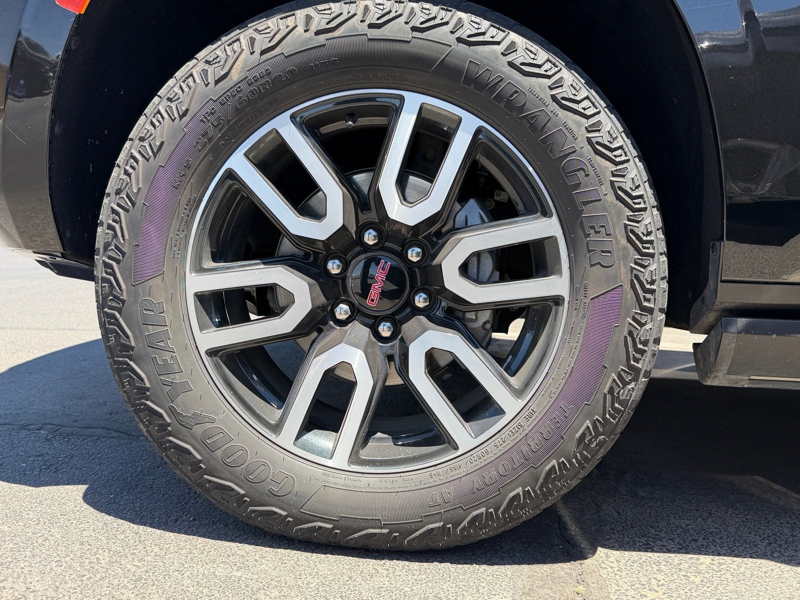 2024 GMC Yukon XL AT4