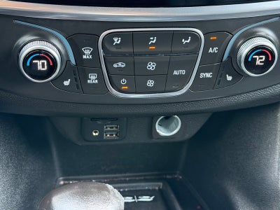 2022 Chevrolet Traverse LT Leather