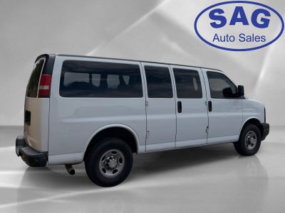 2017 Chevrolet Express Passenger LS