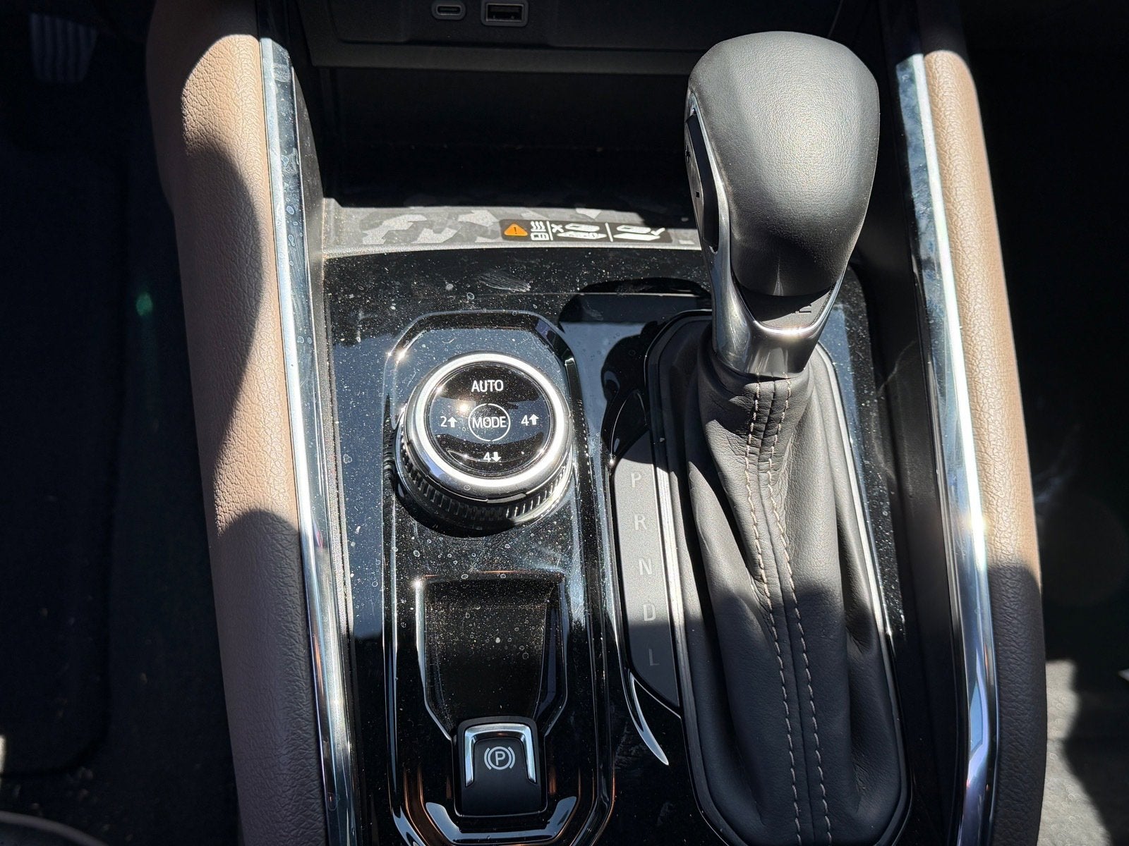 2024 GMC Canyon 4WD Denali