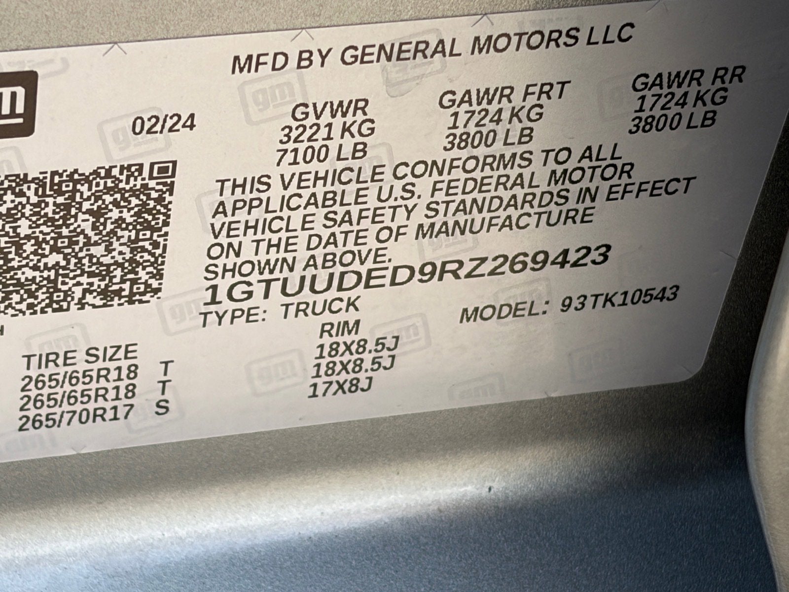 2024 GMC Sierra 1500 SLT
