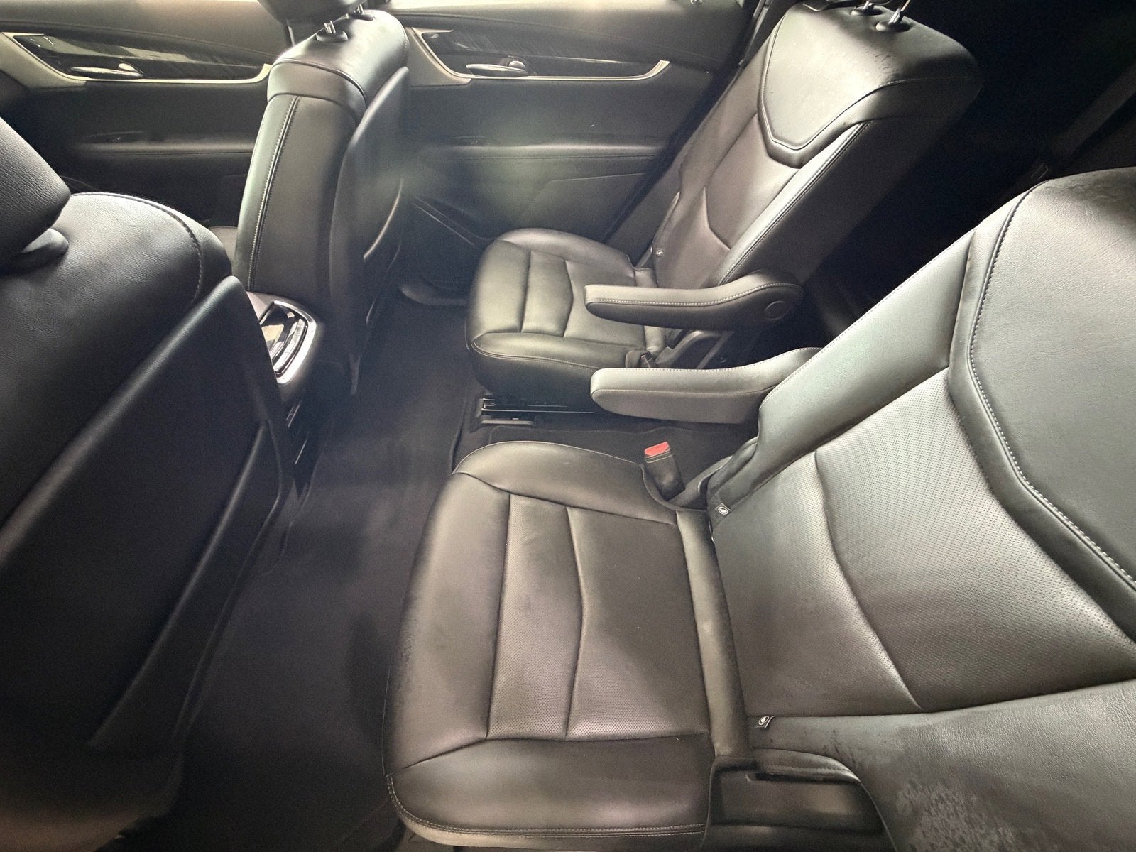 2025 Cadillac XT6 FWD Premium Luxury