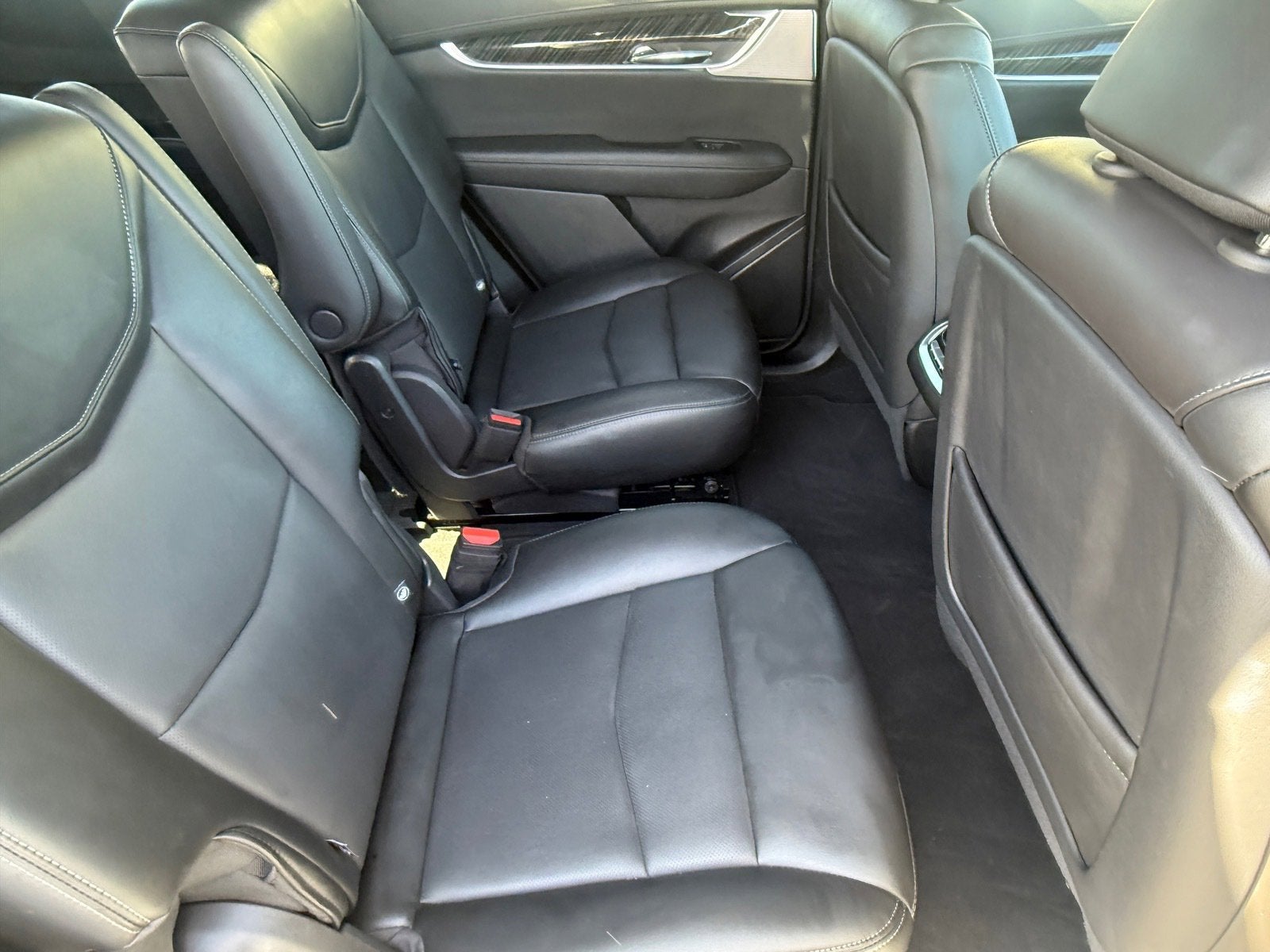 2025 Cadillac XT6 FWD Premium Luxury