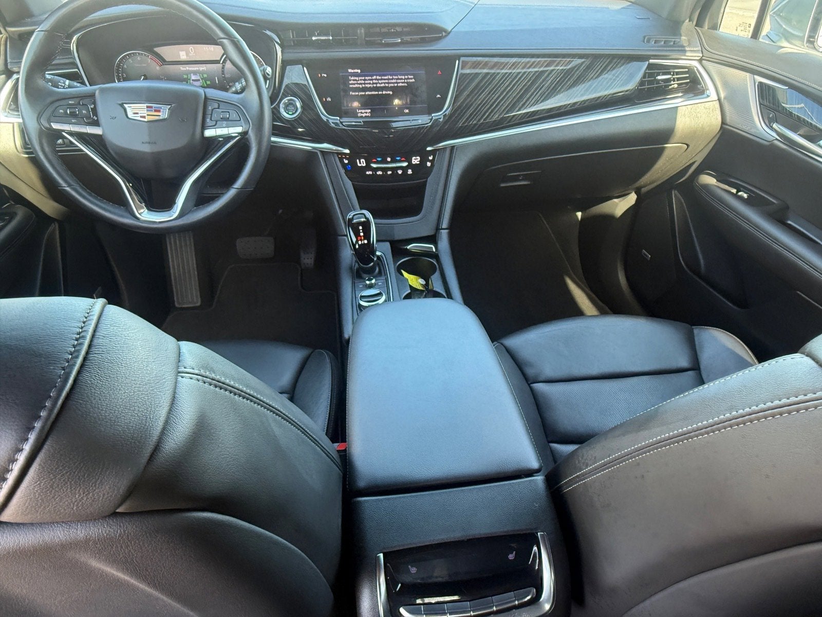 2025 Cadillac XT6 FWD Premium Luxury