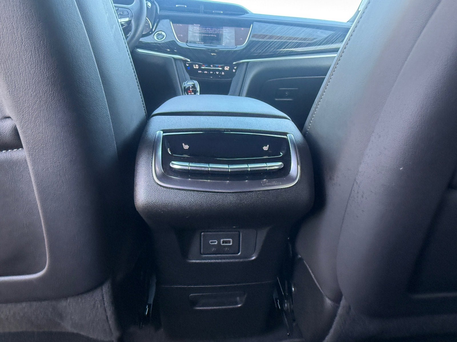 2025 Cadillac XT6 FWD Premium Luxury