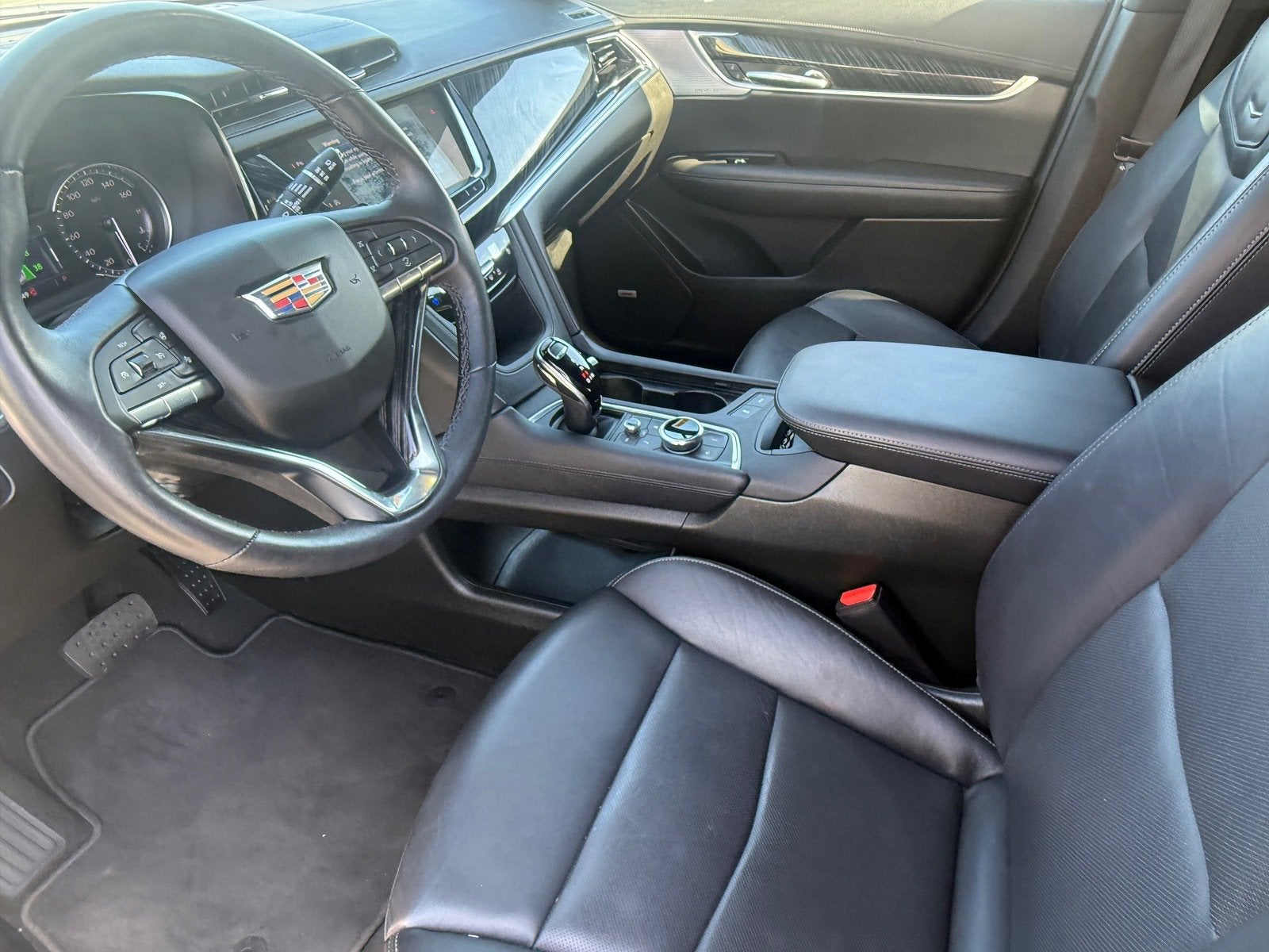 2025 Cadillac XT6 FWD Premium Luxury