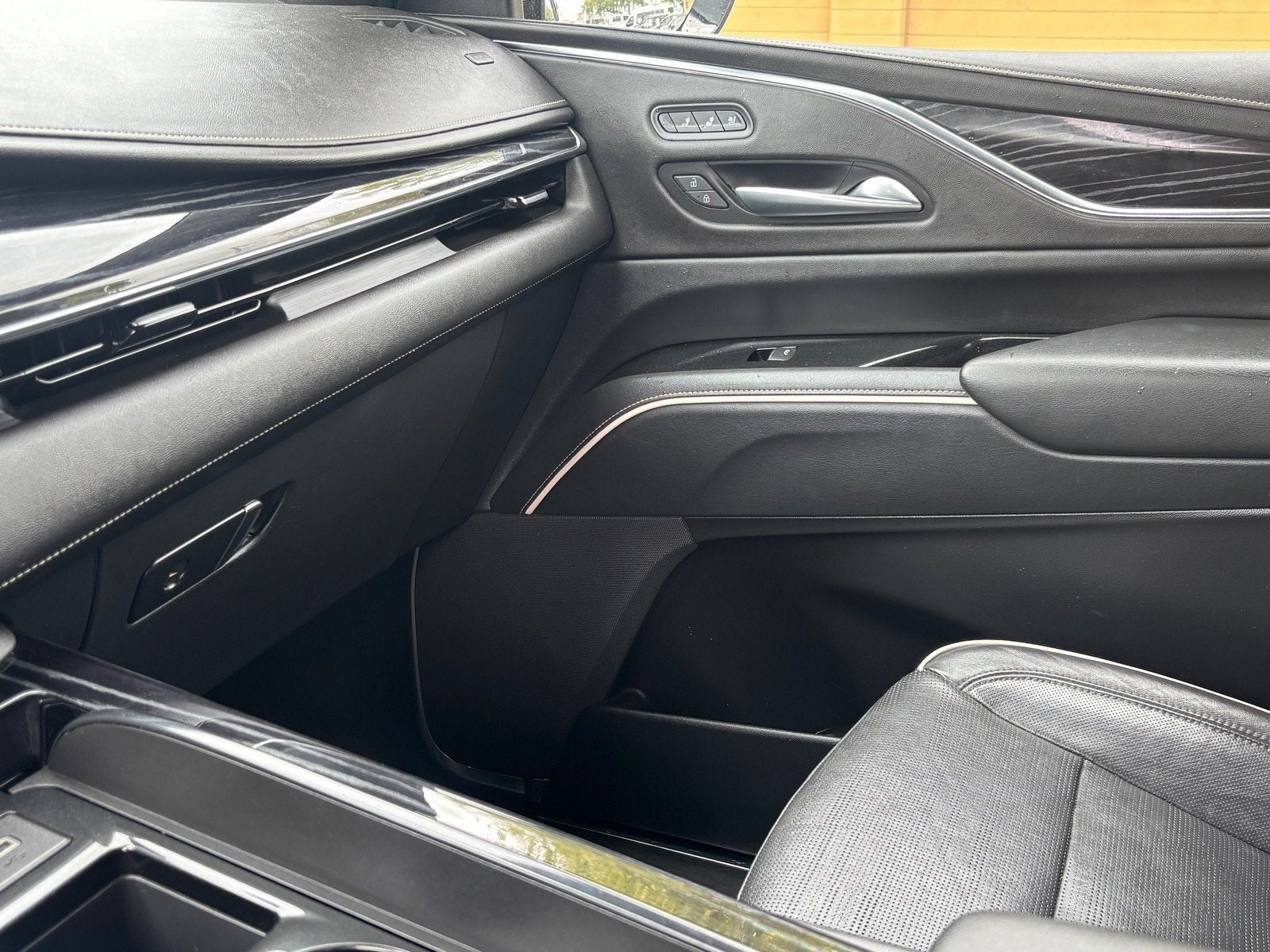 2023 Cadillac Escalade 4WD Sport