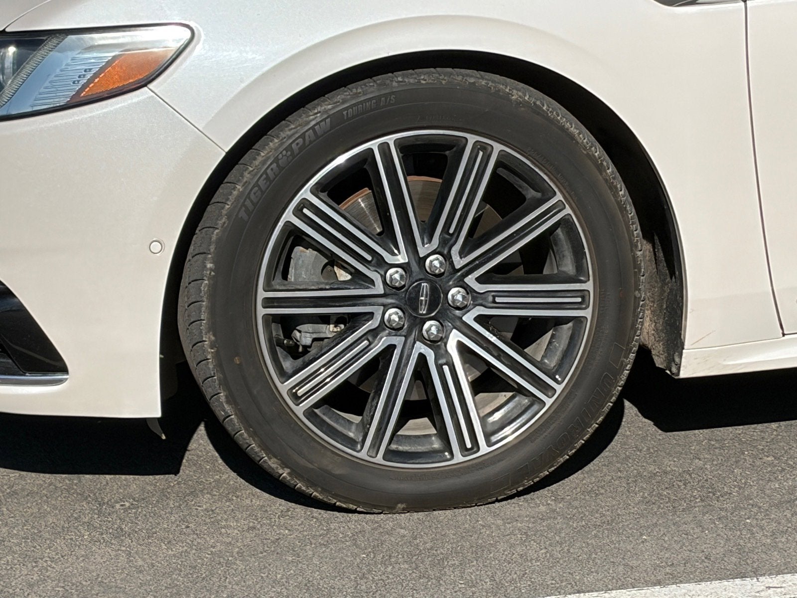 2017 Lincoln Continental Reserve