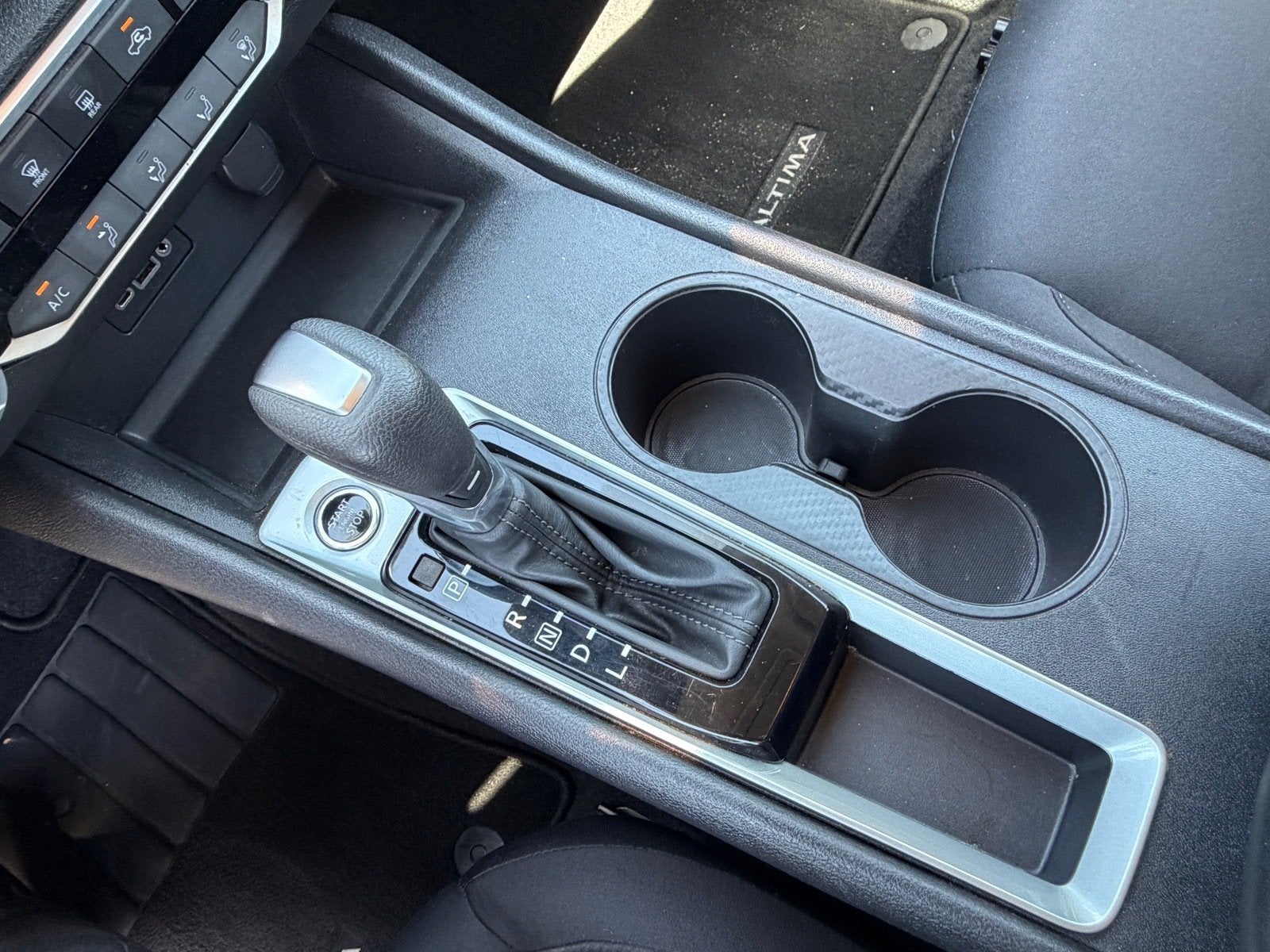 2025 Nissan Altima SV - Photo 29