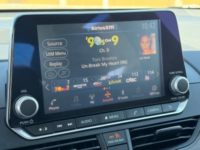 2025 Nissan Altima SV