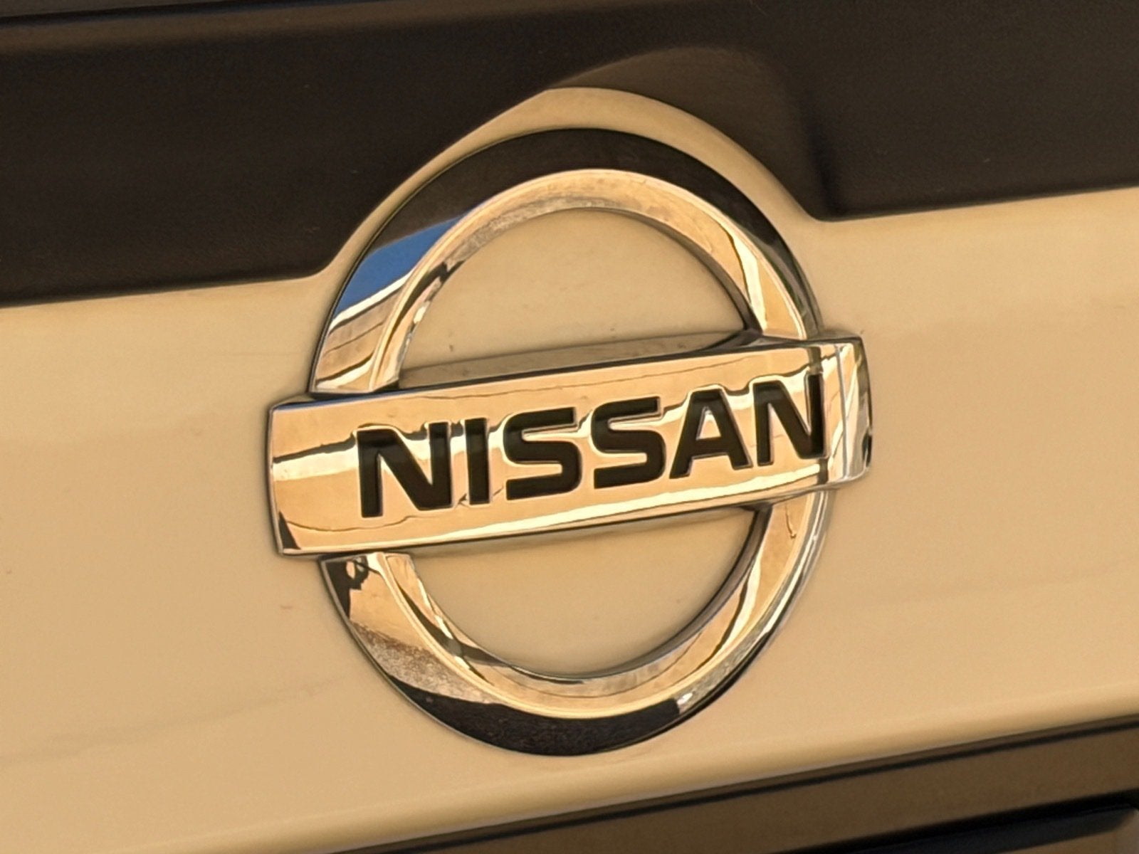 2014 Nissan Titan SV