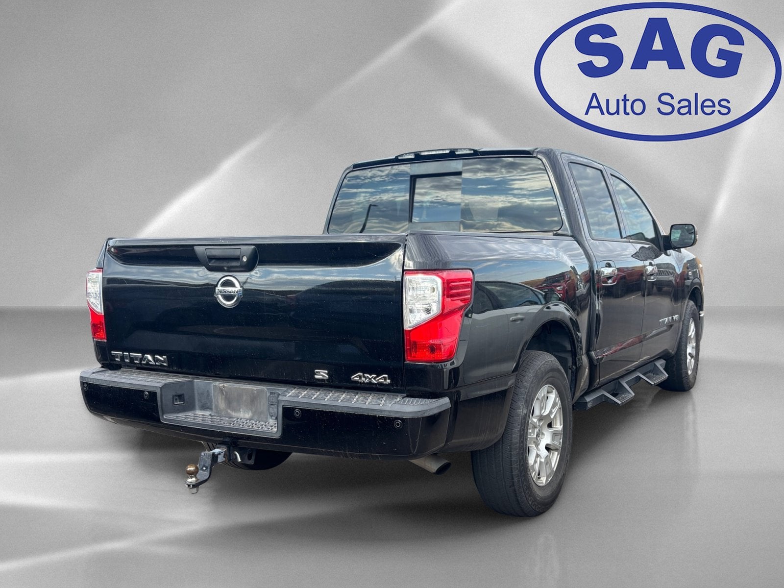 2018 Nissan Titan SV