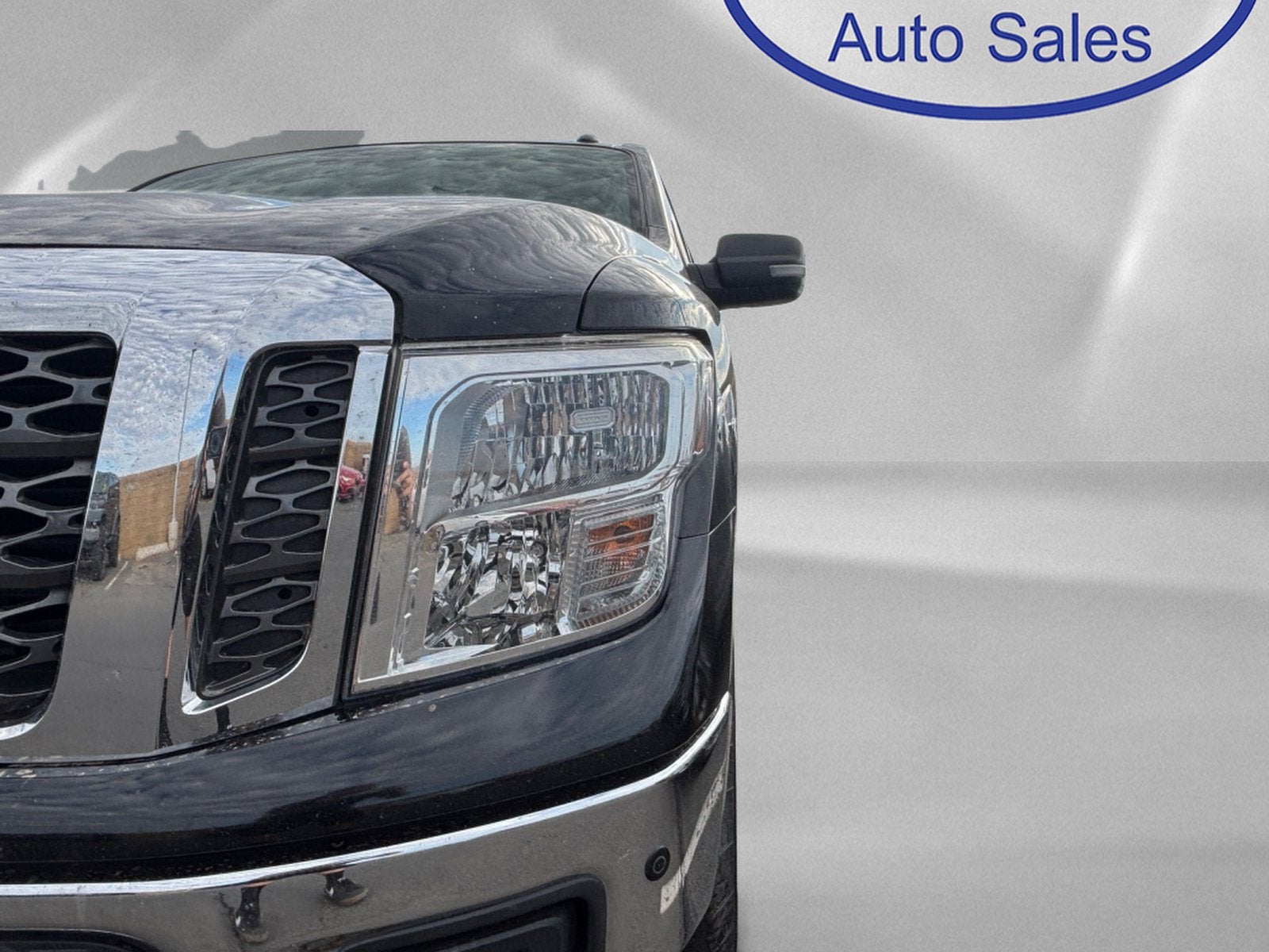 2018 Nissan Titan SV