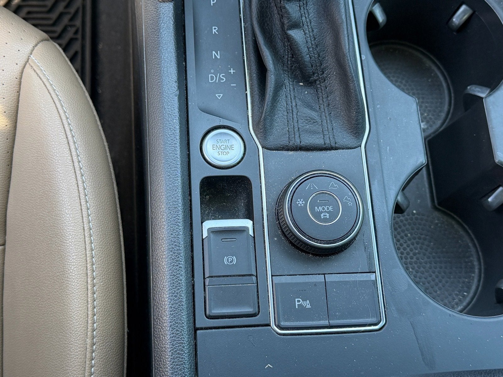 2020 Volkswagen Atlas Cross Sport 3.6L V6 SE w/Technology