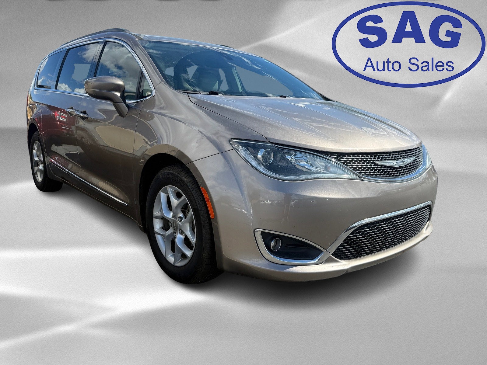 2017 Chrysler Pacifica Touring-L