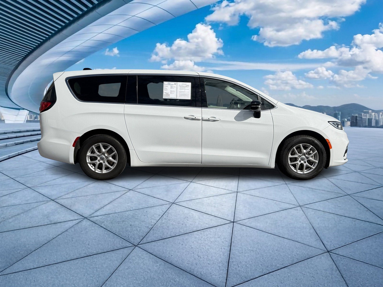 2024 Chrysler Pacifica Touring L