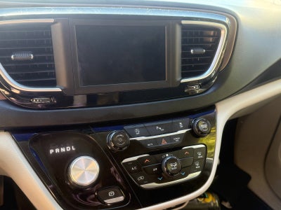 2018 Chrysler Pacifica LX