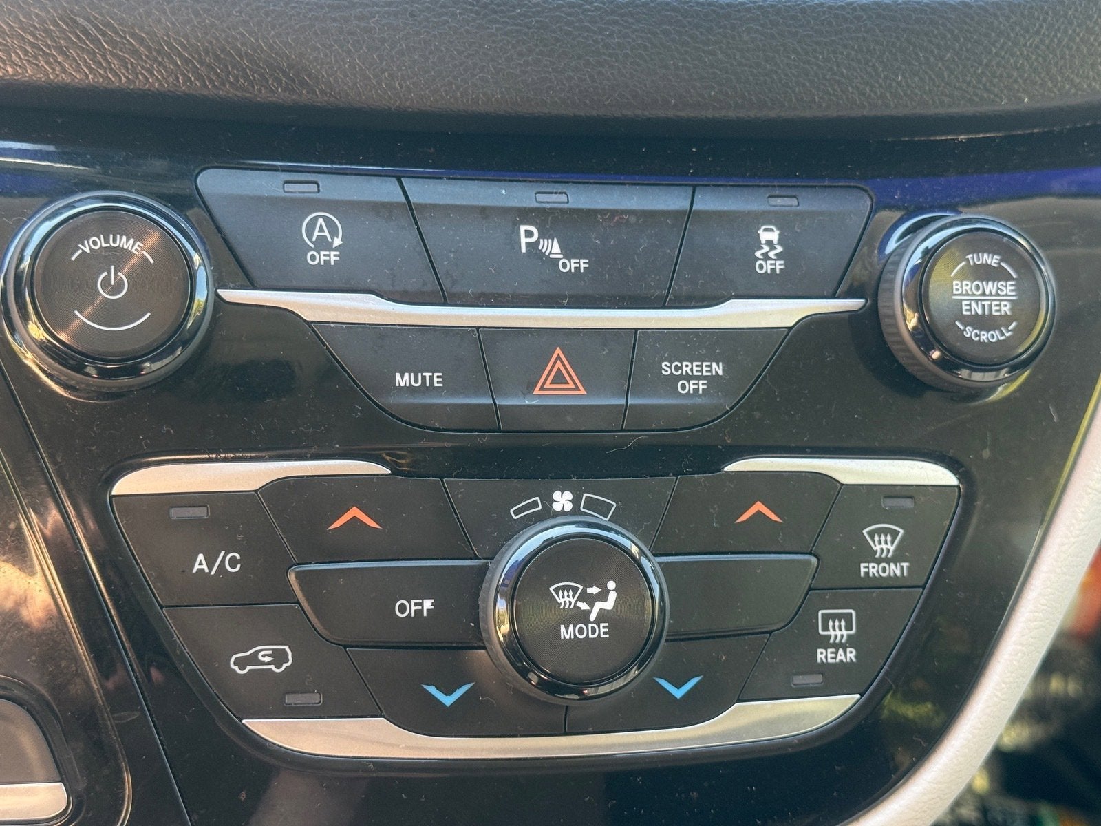 2018 Chrysler Pacifica LX