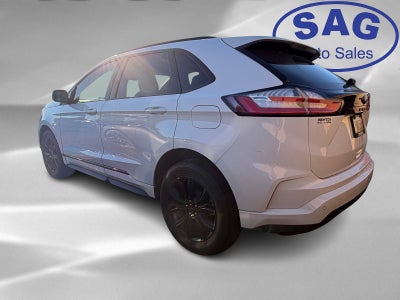 2022 Ford Edge SE