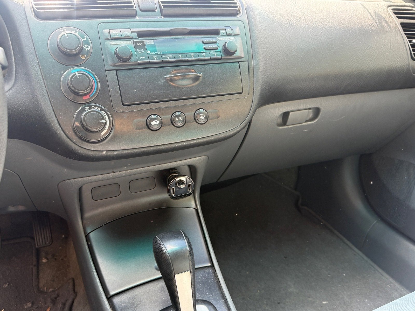 2005 Honda Civic Sdn LX