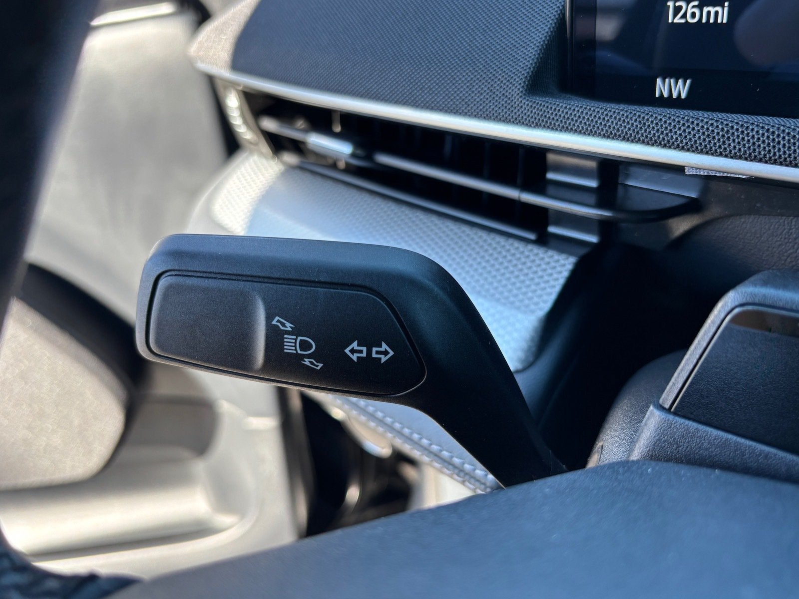 2022 Ford Mustang Mach-E Select