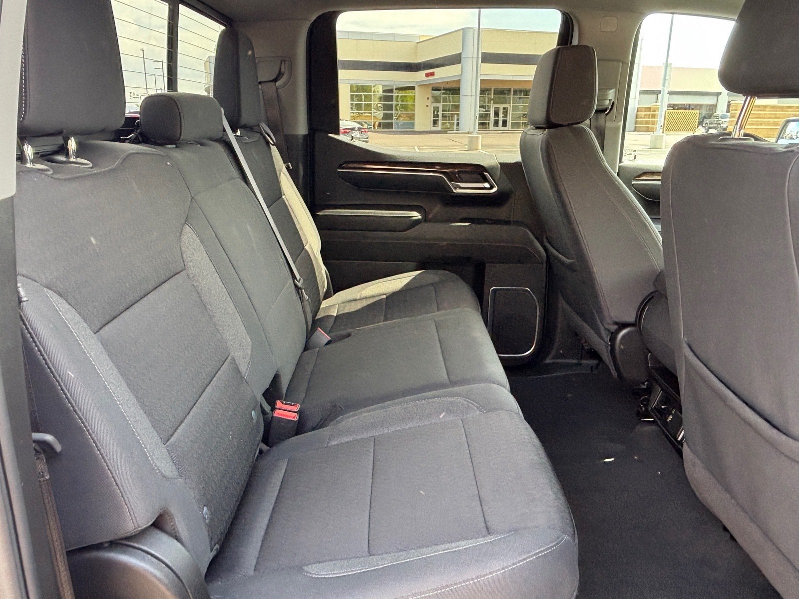 2025 GMC Sierra 1500 SLE