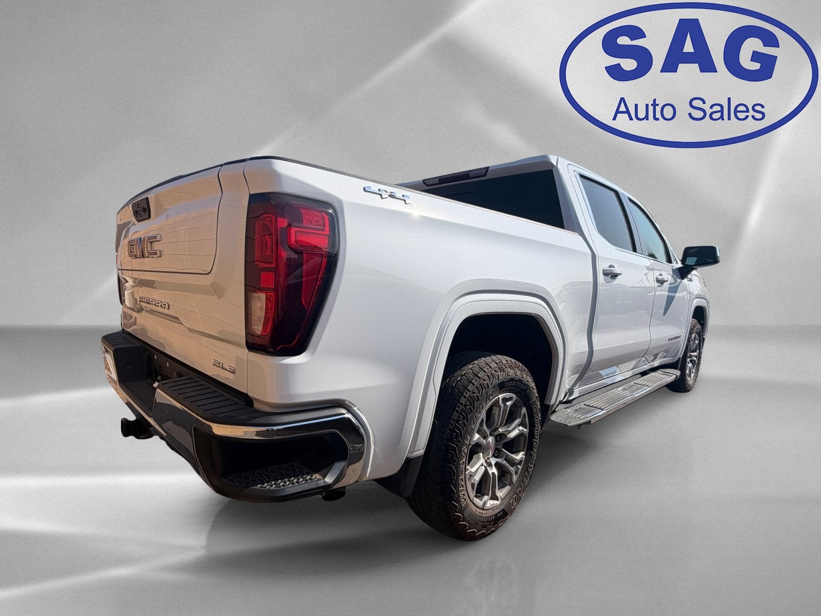 2025 GMC Sierra 1500 SLE