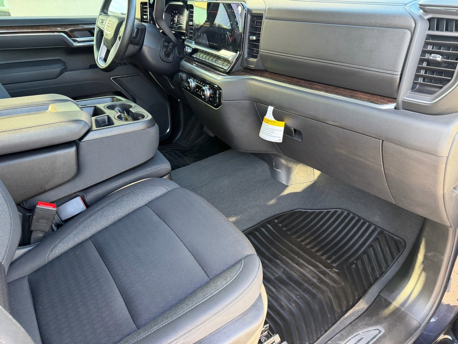 2025 GMC Sierra 1500 SLE